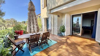 Appartement - 80 m² - 3 pièces