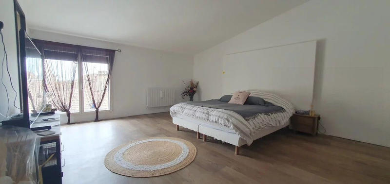 Maison traditionnelle - 176 m² - 4 pièces