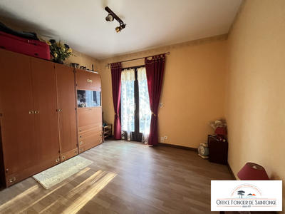 Maison traditionnelle - 195 m² - 9 pièces