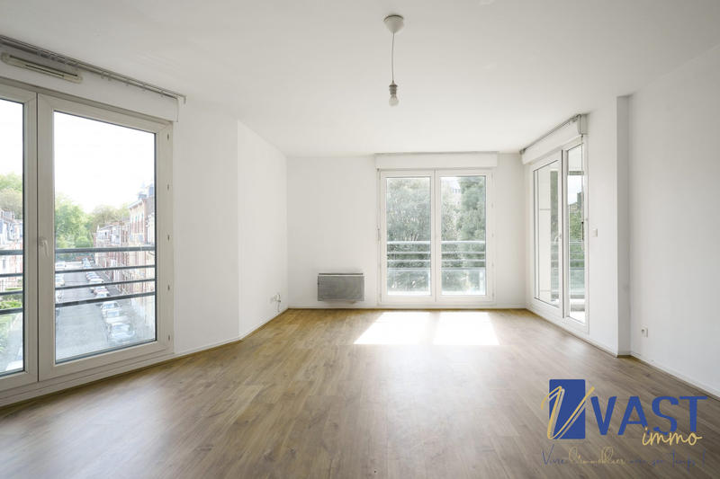 Appartement - 102 m² - 4 pièces