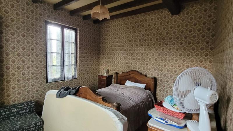 Maison - 203 m² - 9 pièces