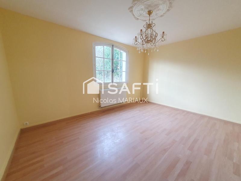 Maison - 303 m² - 7 pièces