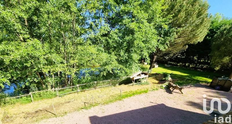 Maison - 211 m² - 8 pièces