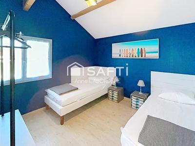 Maison - 208 m² - 8 pièces