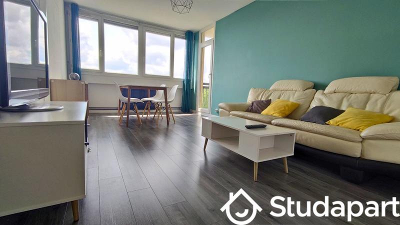 Chambre - 12 m² - 1 pièce