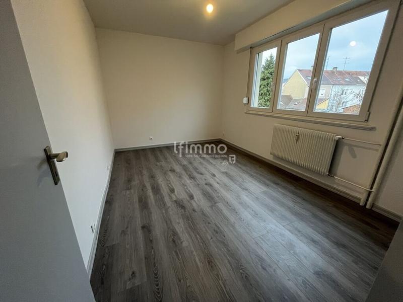 Appartement - 98 m² - 4 pièces