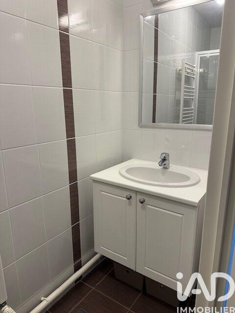 Appartement - 100 m² - 5 pièces