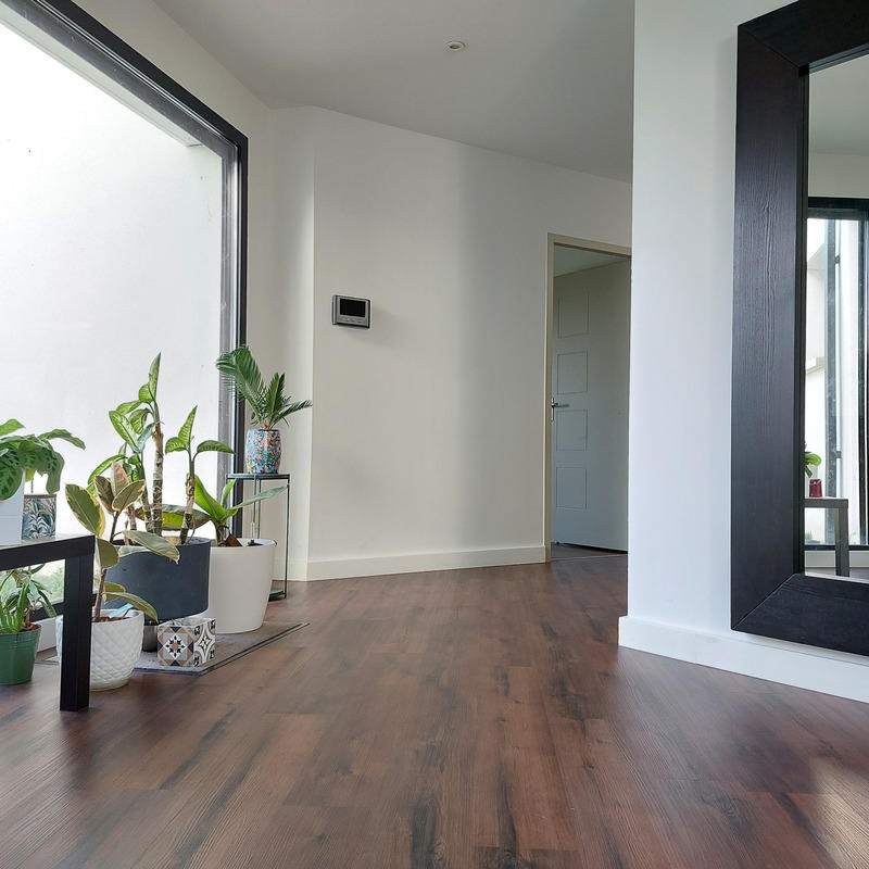 Maison - 216 m² - 7 pièces