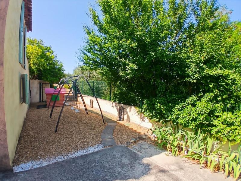 Villa - 105 m² - 4 pièces