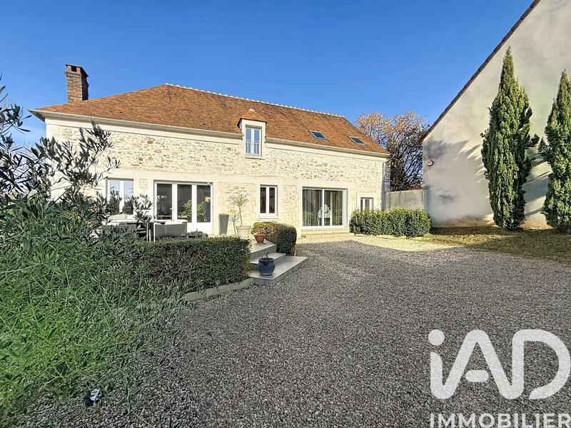 Maison de village - 185 m² - 6 pièces