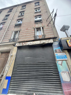 Local commercial - 1 229 m² - 5 pièces