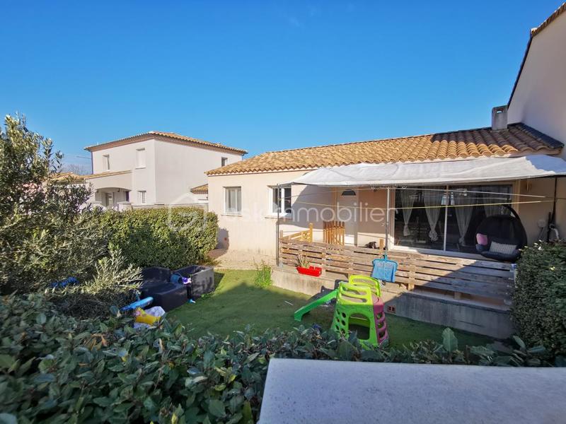 Maison traditionnelle - 94 m² - 5 pièces