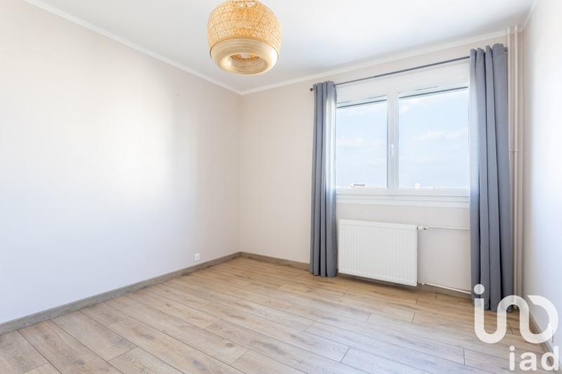 Appartement - 98 m² - 5 pièces