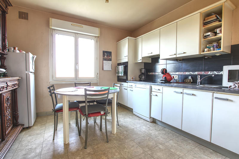 Maison - 131 m² - 7 pièces