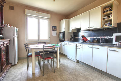 Maison - 131 m² - 7 pièces