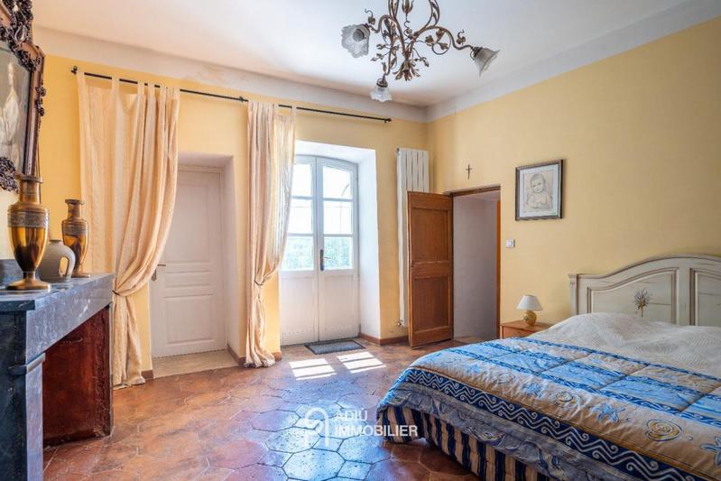 Mas - 174 m² - 7 pièces