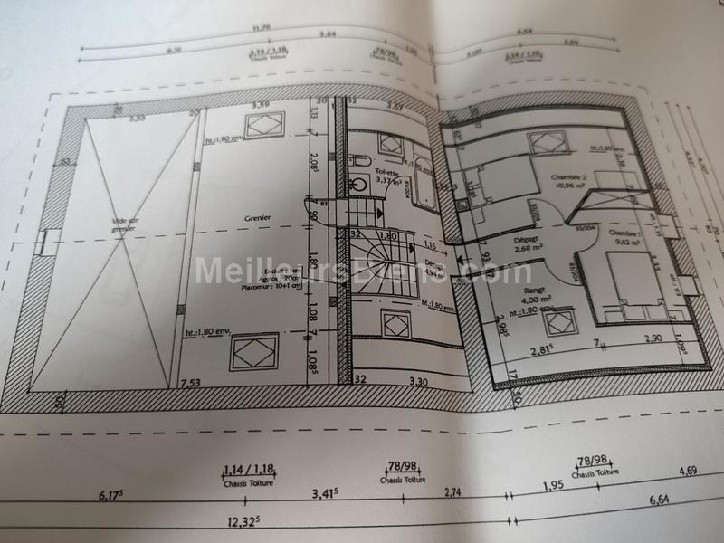 Fermette - 250 m² - 1 pièce
