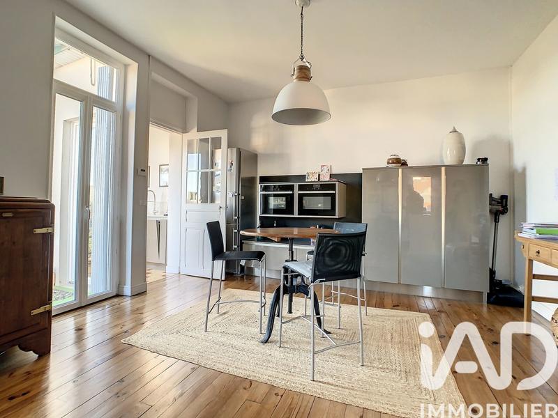 Appartement - 126 m² - 3 pièces