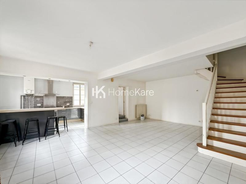 Maison - 95 m² - 4 pièces