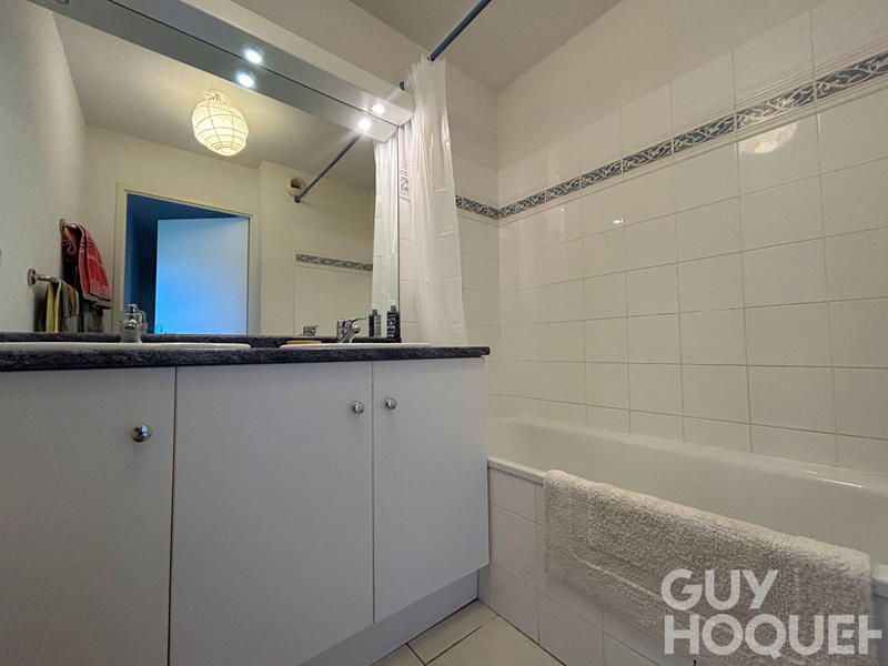 Appartement - 80 m² - 4 pièces