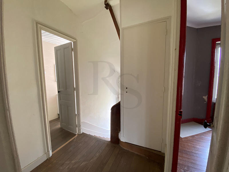 Maison - 146 m² - 8 pièces