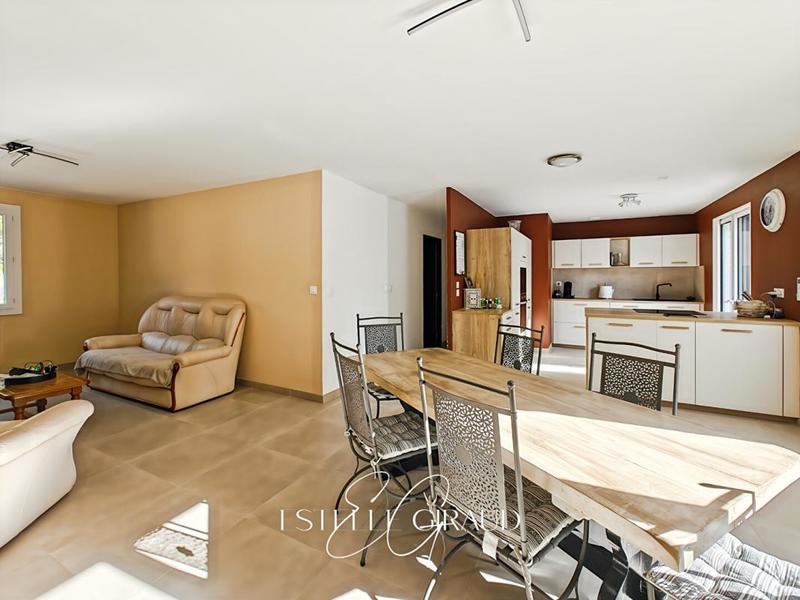 Villa - 98 m² - 5 pièces