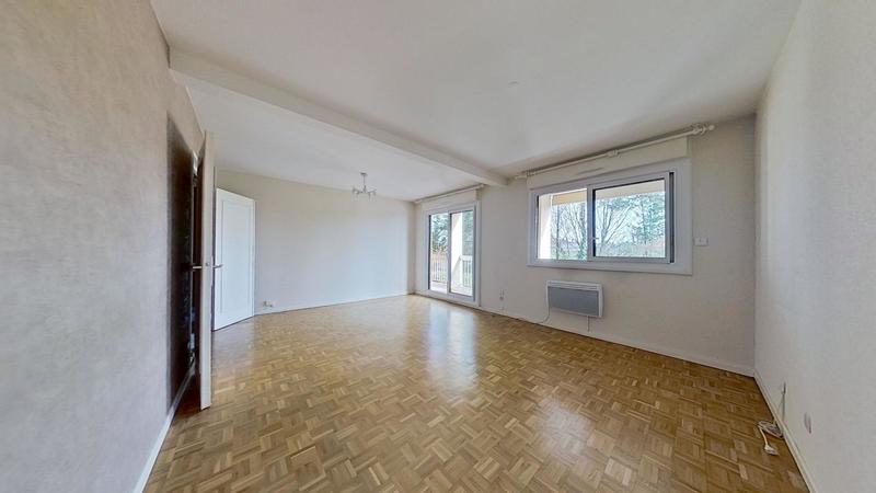 Appartement - 80 m² - 3 pièces