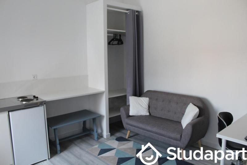 Chambre - 15 m² - 1 pièce