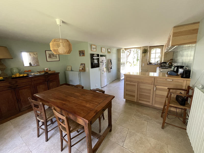 Maison - 428 m² - 15 pièces