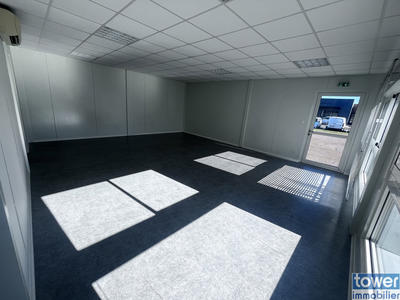 Local commercial - 81 m²