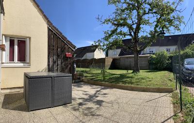 Maison jumelée - 104 m² - 6 pièces