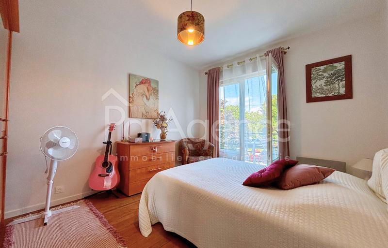 Appartement - 91 m² - 4 pièces