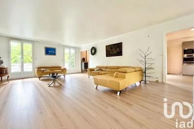 Maison - 214 m² - 7 pièces