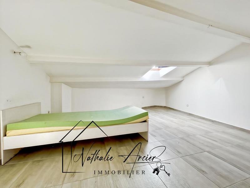 Maison - 92 m² - 5 pièces