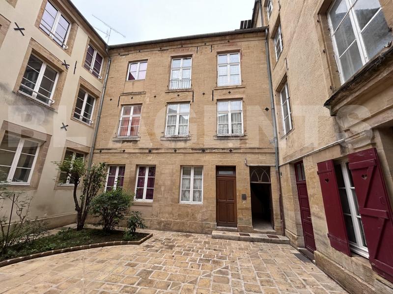 Immeuble - 1 534 m²