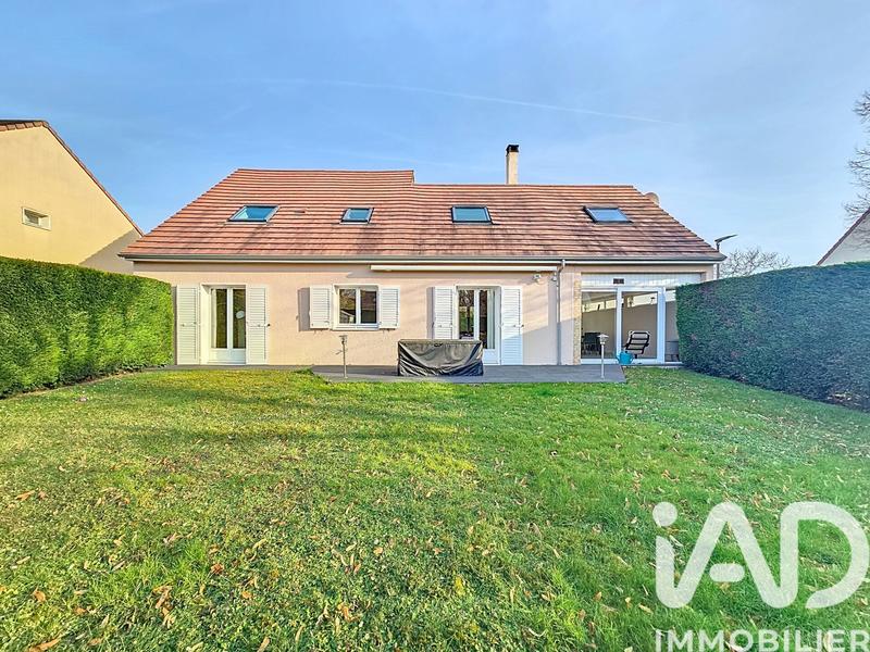 Maison - 172 m² - 8 pièces