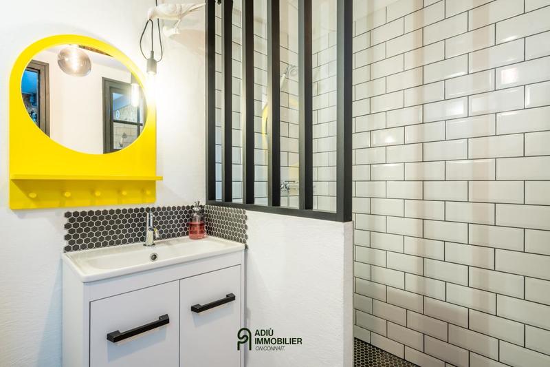 Appartement - 65 m² - 2 pièces