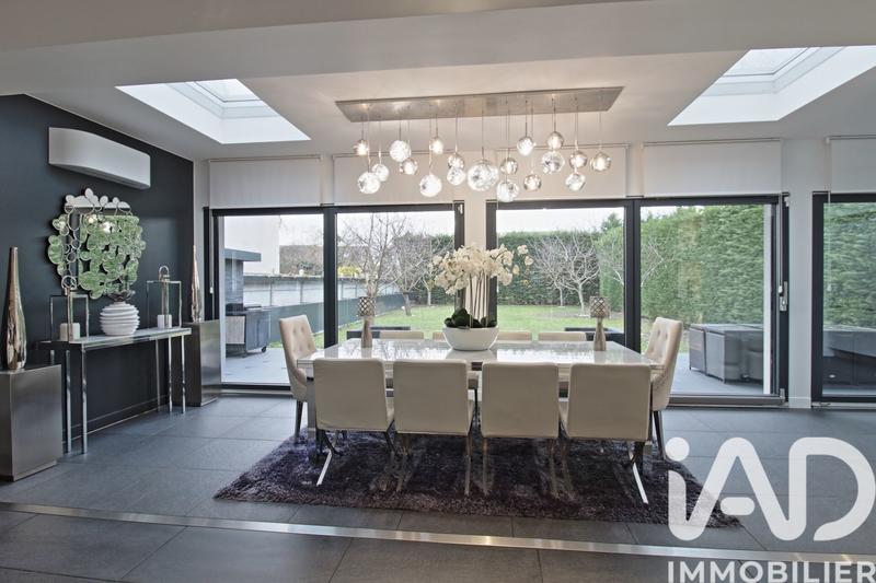 Maison de maîtres - 204 m² - 8 pièces