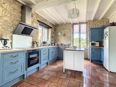 Demeure - 509 m² - 14 pièces