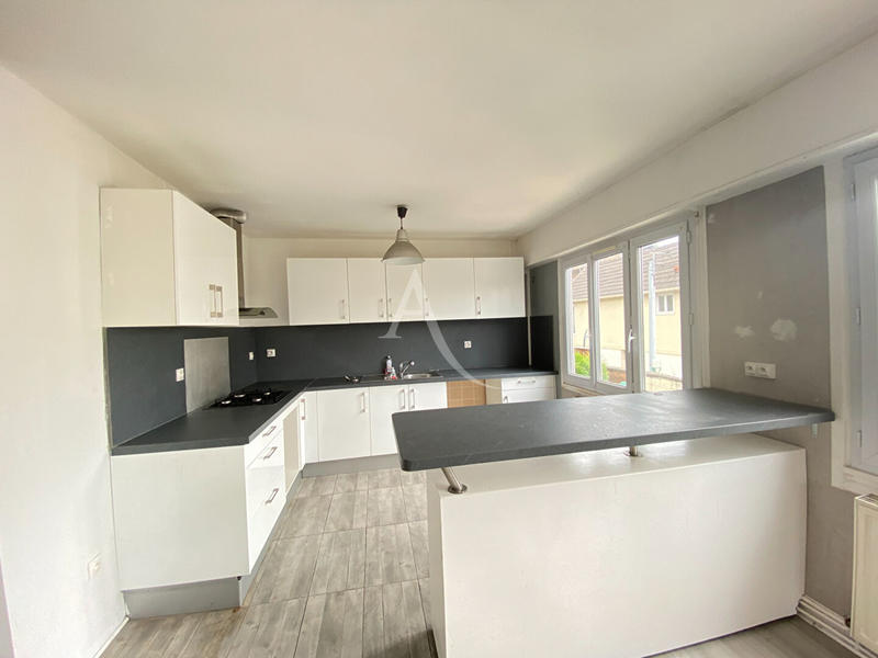 Maison - 60 m² - 4 pièces