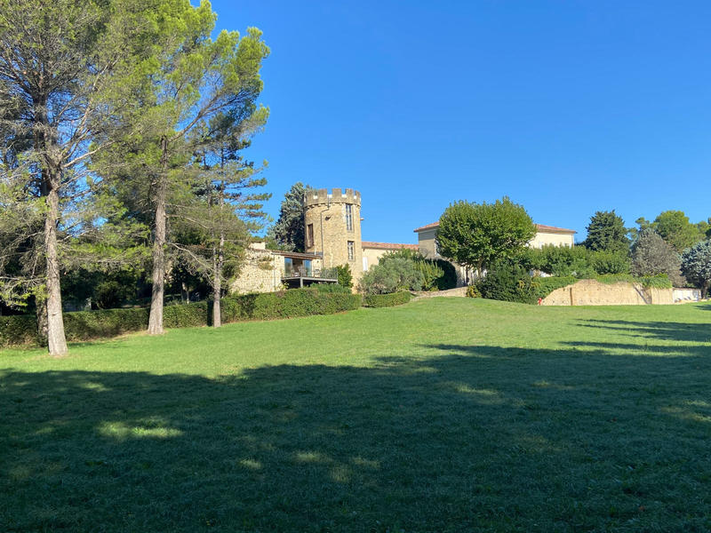 Château - 120 m² - 3 pièces