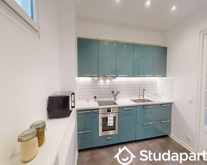 Chambre - 120 m² - 1 pièce