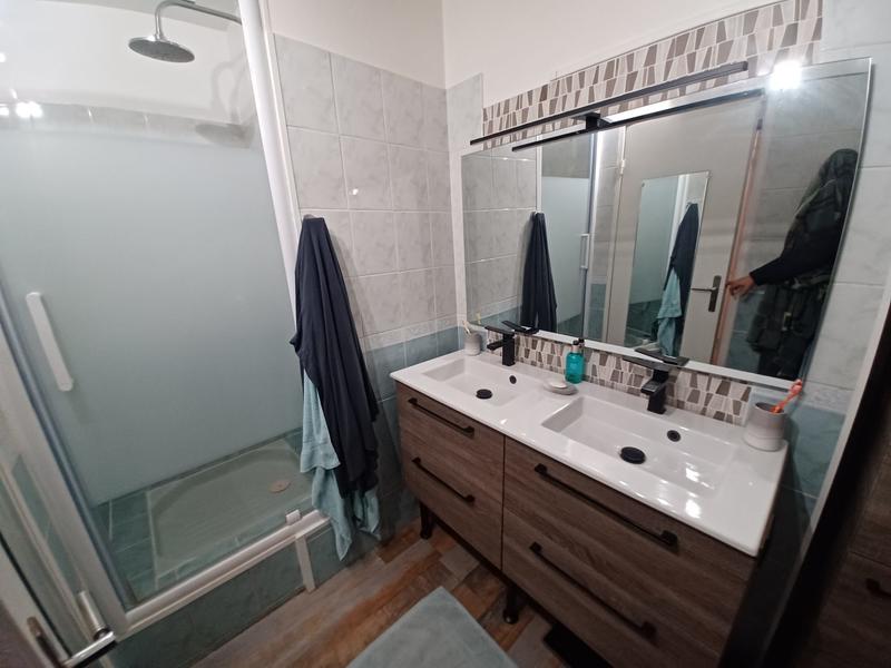 Appartement - 97 m² - 5 pièces