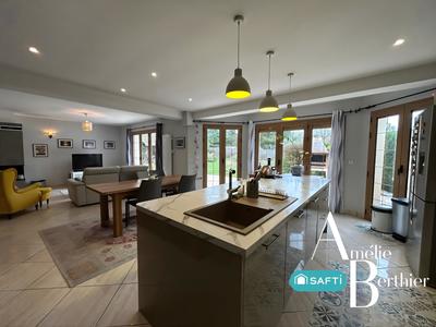 Maison - 142 m² - 4 pièces