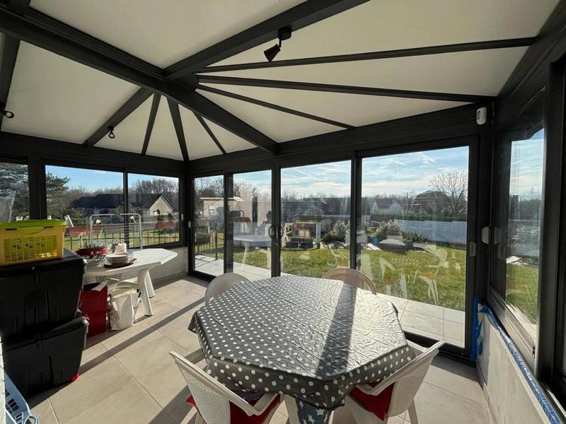 Maison - 122 m² - 6 pièces