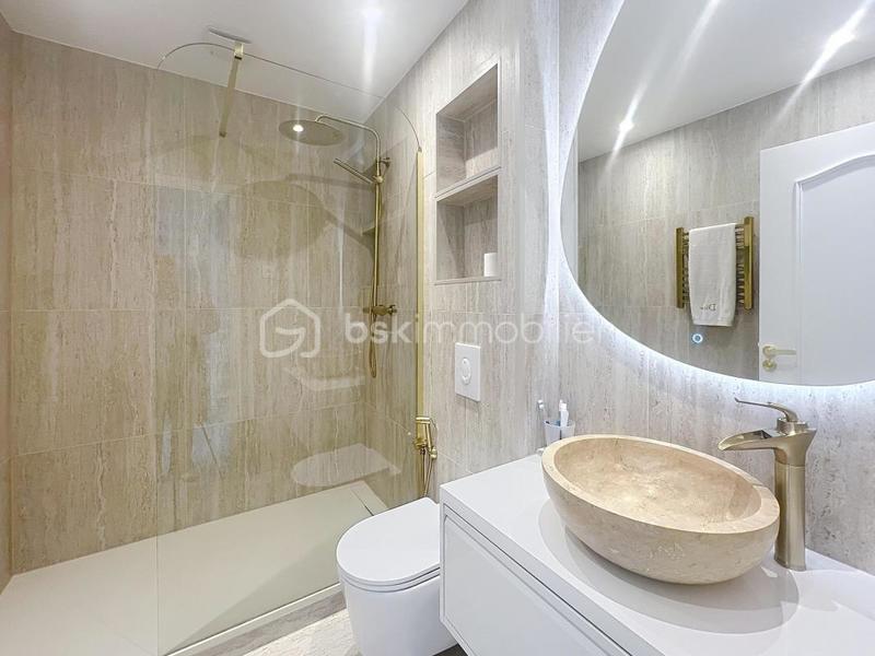 Maison - 102 m² - 6 pièces