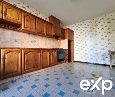 Maison traditionnelle - 125 m² - 6 pièces