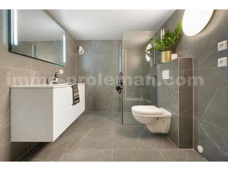 Appartement - 98 m² - 5 pièces