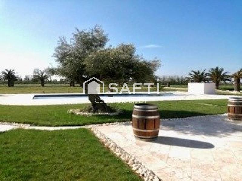 Maison - 500 m² - 9 pièces