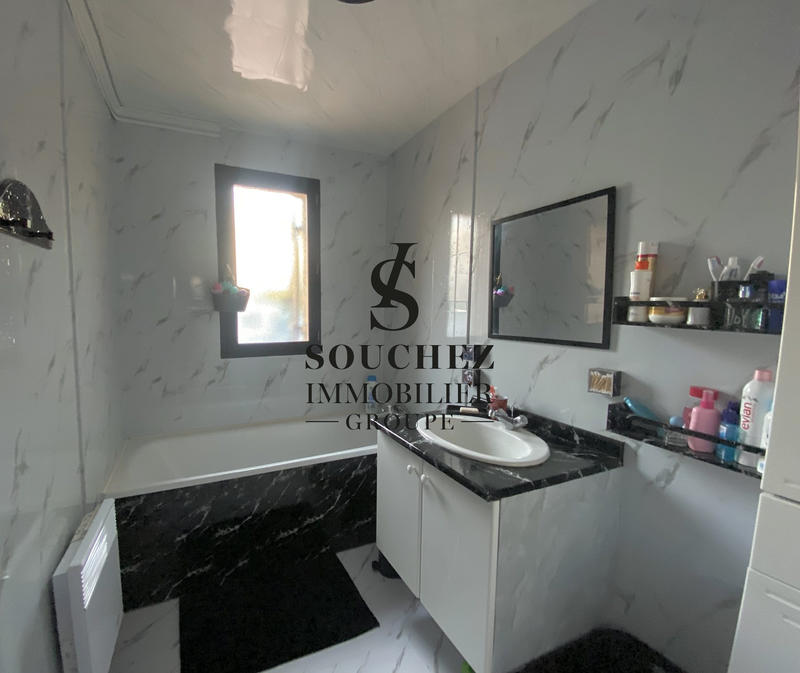 Maison - 109 m² - 7 pièces